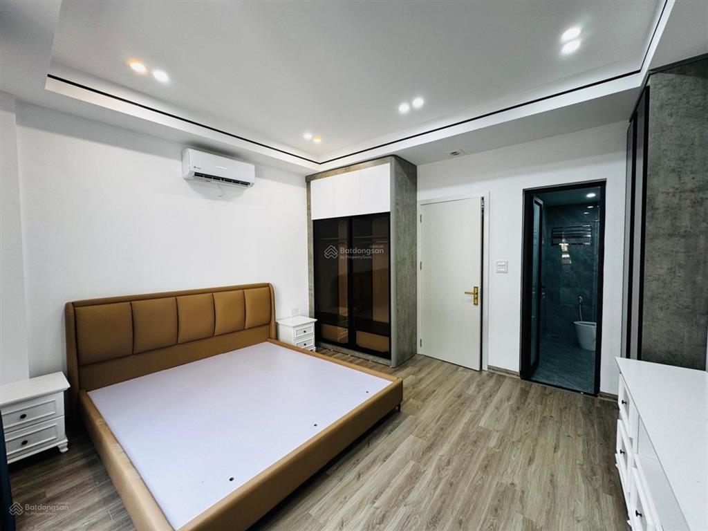 Nhà định công 39m2 6 tầng 4pn thang máy lô góc gần vành đai 2.5 giao thông thuận tiện gần bệnh viện