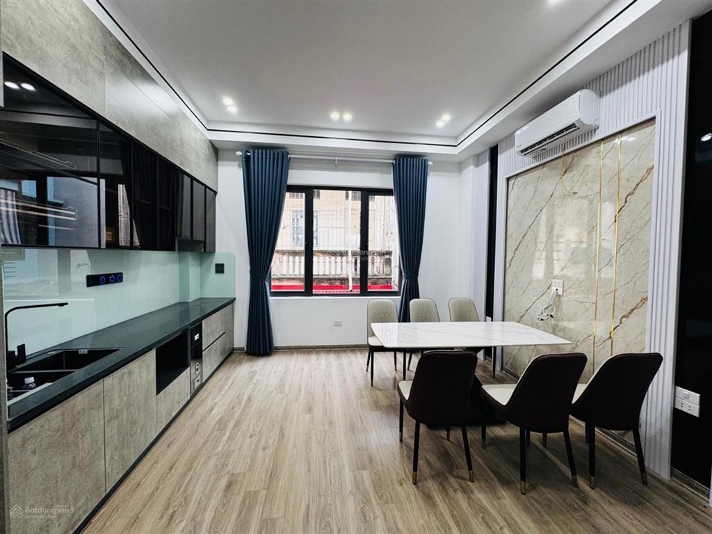 Nhà định công 39m2 6 tầng 4pn thang máy lô góc gần vành đai 2.5 giao thông thuận tiện gần bệnh viện