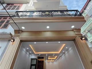 Bán nhà phân lô phố tô vĩnh diện 70m 6tầng mt5.5m thang máy ô tô vào nhà vị trí đẹp khu quân đội