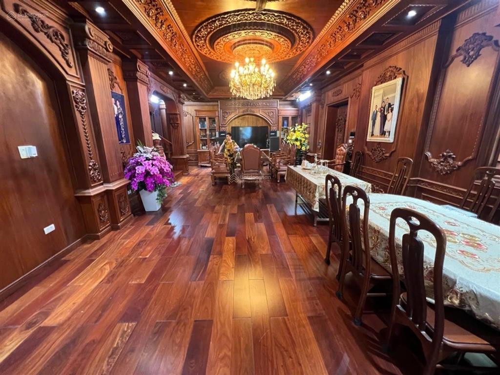 Bán biệt thự kđt vĩnh hoàng 190m 4 tầng mt15m nội thất toàn gỗ quý nhà thiết kế phong cách châu âu