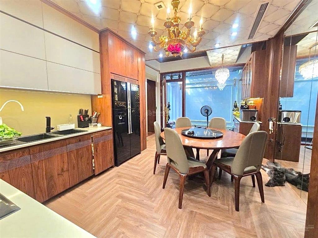 Bán nhà phố mai anh tuấn 140m 7 tầng mt9m thang máy nhà vị trí đẹp gần hồ hoàng cầu vị trí cực đẹp