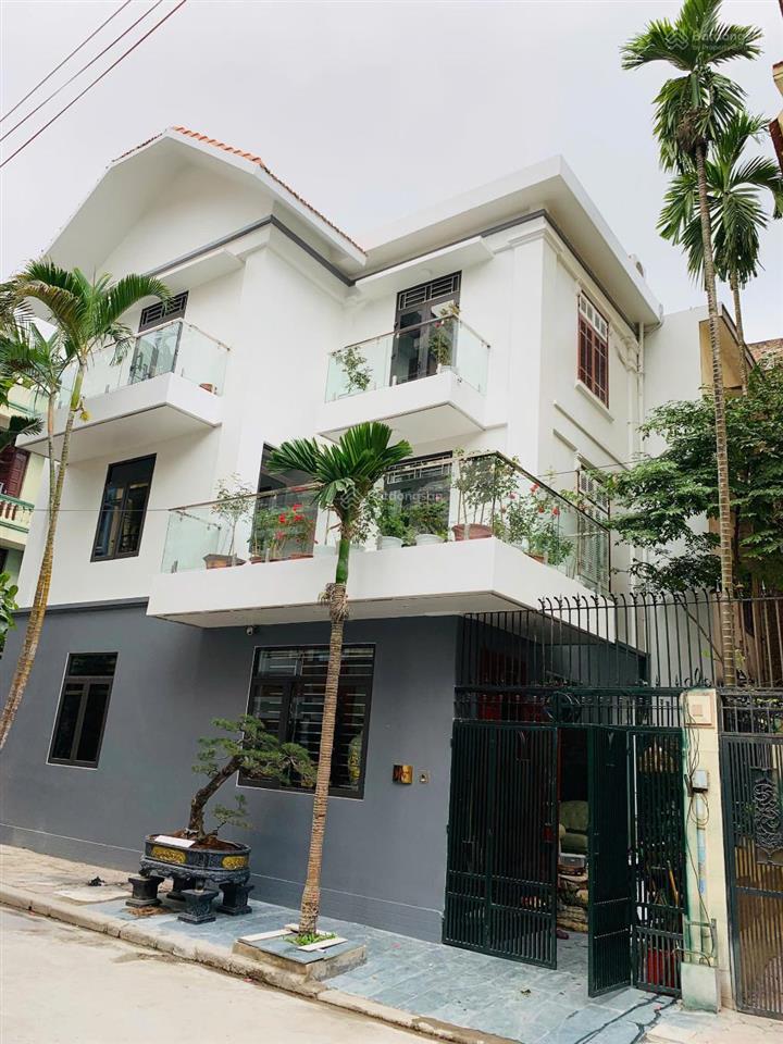 Bán biệt thự linh đàm góc view vườnhoa 85m 4tang mt7m thang maythiết kế hiện đại nội thất sang