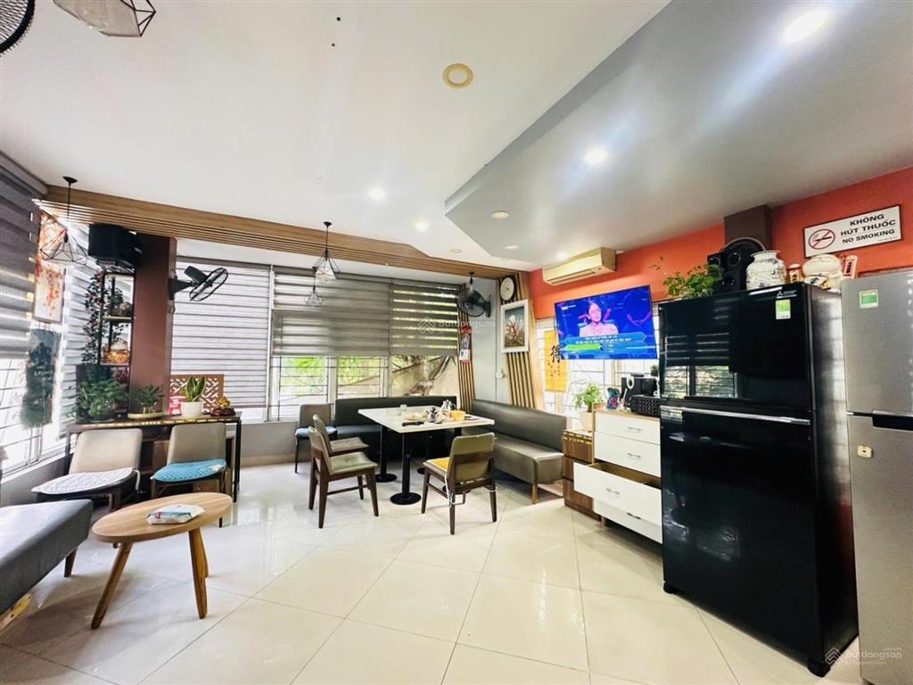 Bán nhà 50m 5t mt8m mặt phố phạm huy thông lô góc view hồ ngọc khánh vị trí đẹp kinh doanh ổn định
