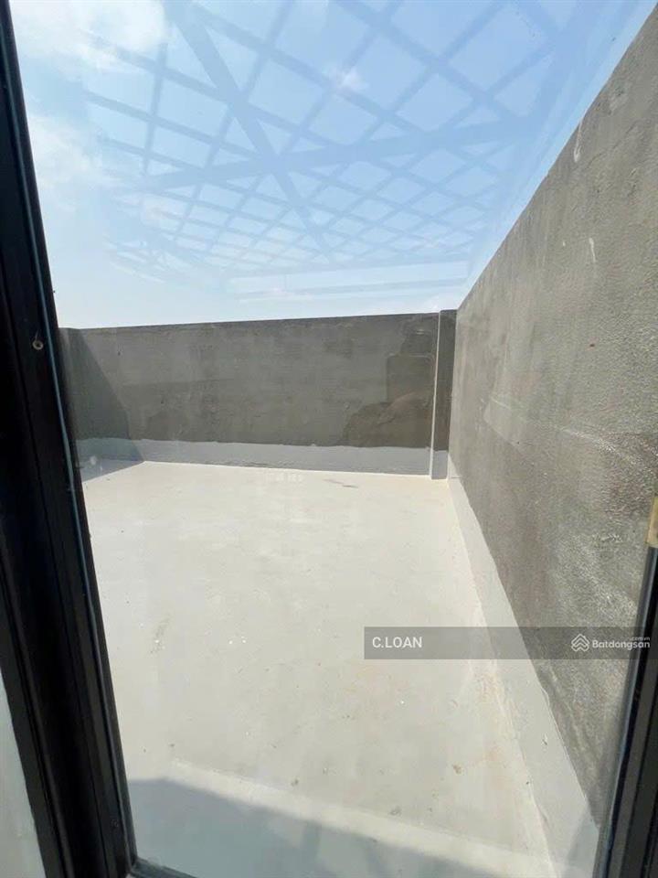 Bán nhà phố 3 tầng mới xây kdc trường lưu, p.long trường, q.9. giá 4,950 tỷ (4pn, 3wc, sổ hồng)