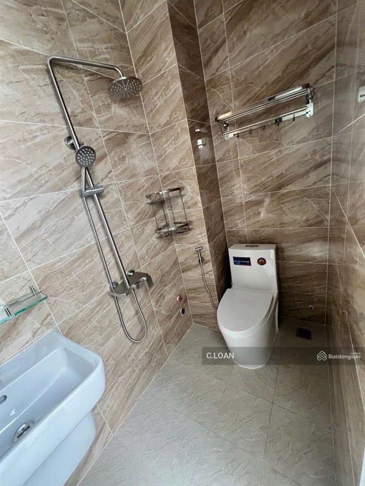Bán nhà phố 3 tầng mới xây kdc trường lưu, p.long trường, q.9. giá 4,950 tỷ (4pn, 3wc, sổ hồng)