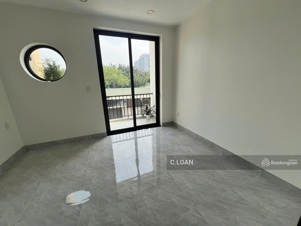 Bán nhà phố 3 tầng mới xây kdc trường lưu, p.long trường, q.9. giá 4,950 tỷ (4pn, 3wc, sổ hồng)
