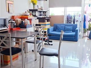 Bán căn hộ cao ốc thịnh vượng, q.2. giá 3,6 tỷ (2pn, 1wc, tặng nội thất), sổ hồng  0918 604 *** loan