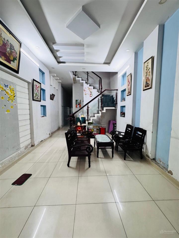 123m2 nhà 3 tầng mặt tiền ở đường nguyễn hữu tiến  tây thạnh  tân phú  chỉ 14.xty