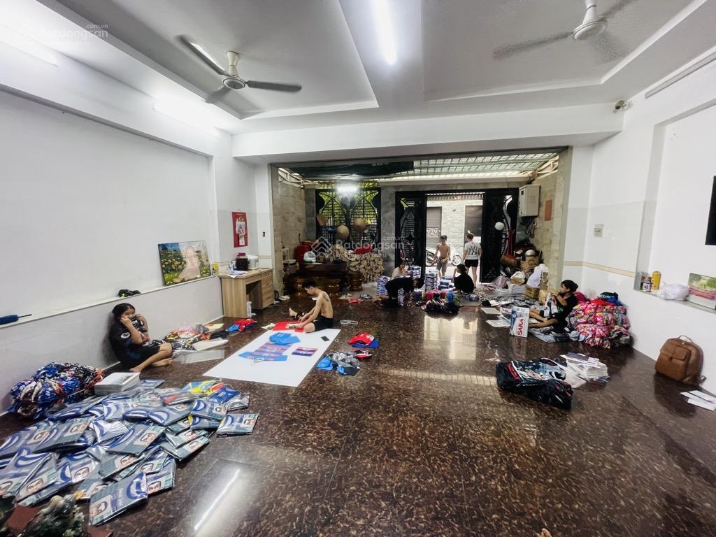 Nhà 120m2  ngang gần 7m khu vip tân sơn nhì  tặng full nội thất cao cấp.
