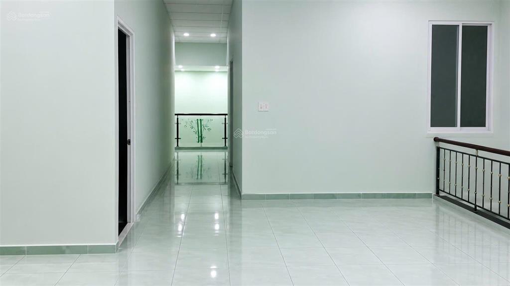 Bán nhà riêng tại đường phạm ngọc thạch, 5,2 tỷ, 190 m², view đẹp, nhiều tiện ích