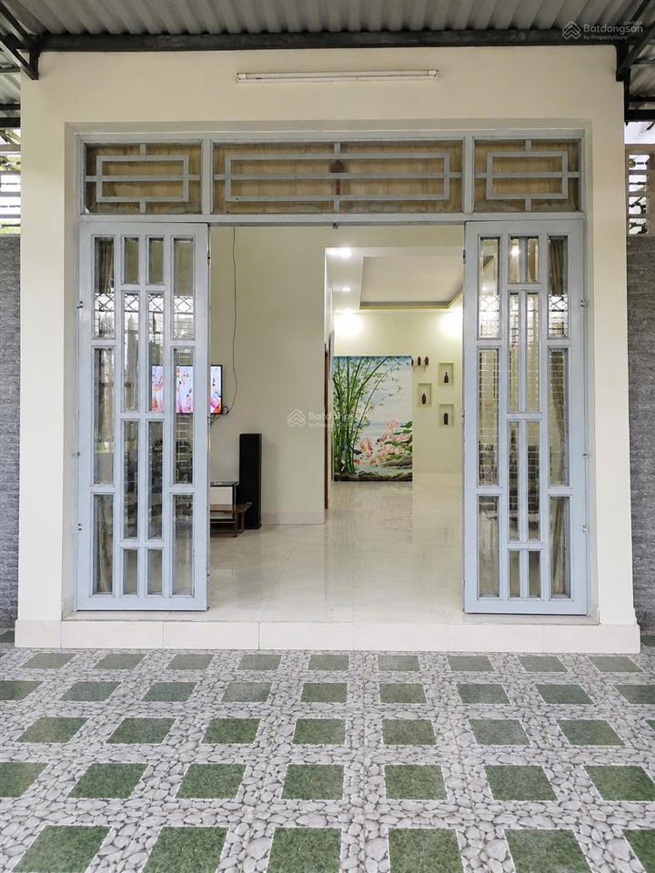 Bán nhà riêng tại đường phạm ngọc thạch, 5,2 tỷ, 190 m², view đẹp, nhiều tiện ích