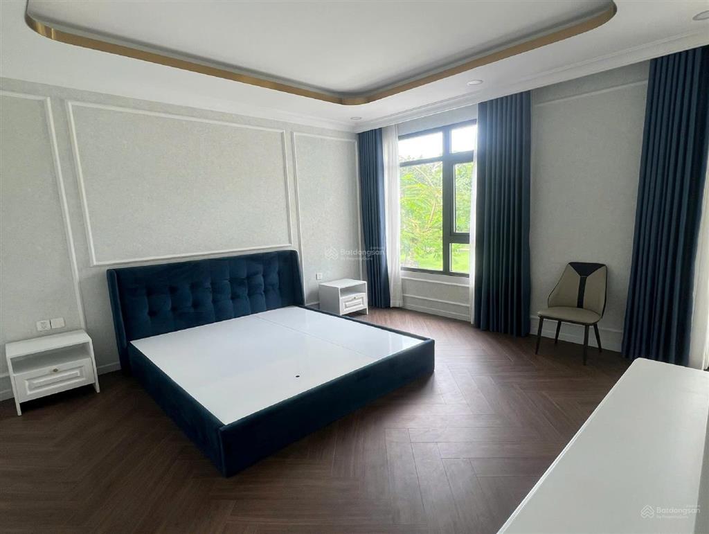 Cho thuê nhà khu verosa khang điền full nội thất mới