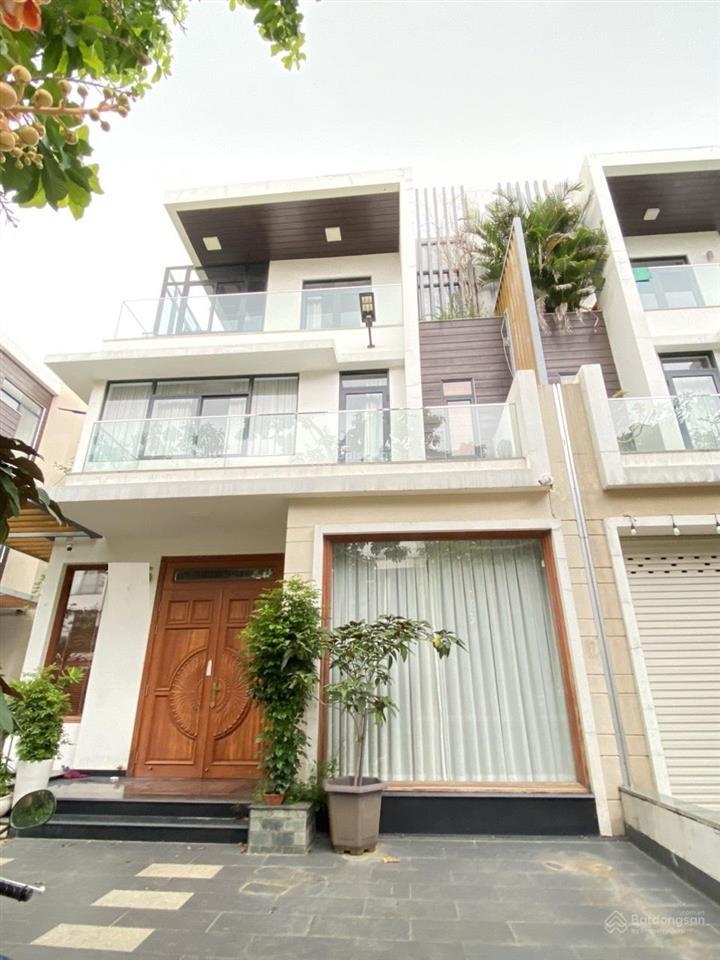 Cho thuê biệt thự lucasta villa nội thất đầy đủ phong cách hiện đại 3 phòng ngủ  giao nhà ngay