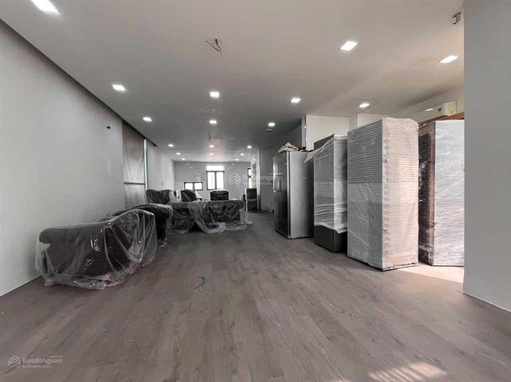 Cho thuê sàn văn phòng mặt tiền bát nàn giá ưu đãi chỉ với 30tr