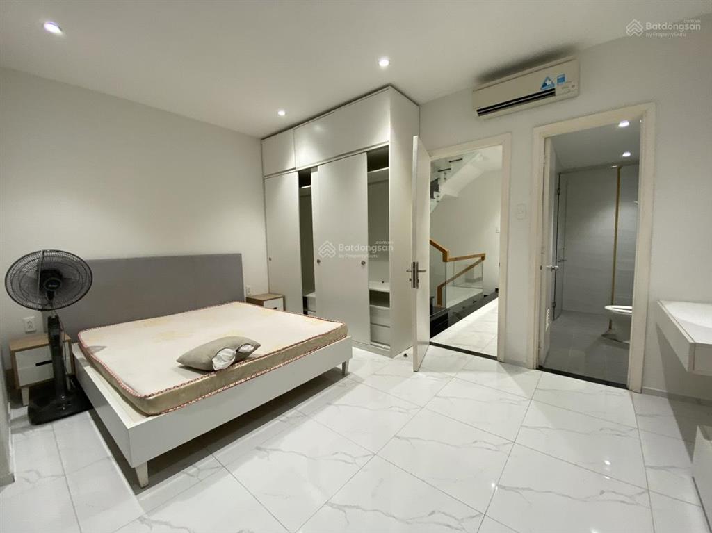 Cho thuê nhà khu compound merita đường liên phường ngang 7m full nội thất