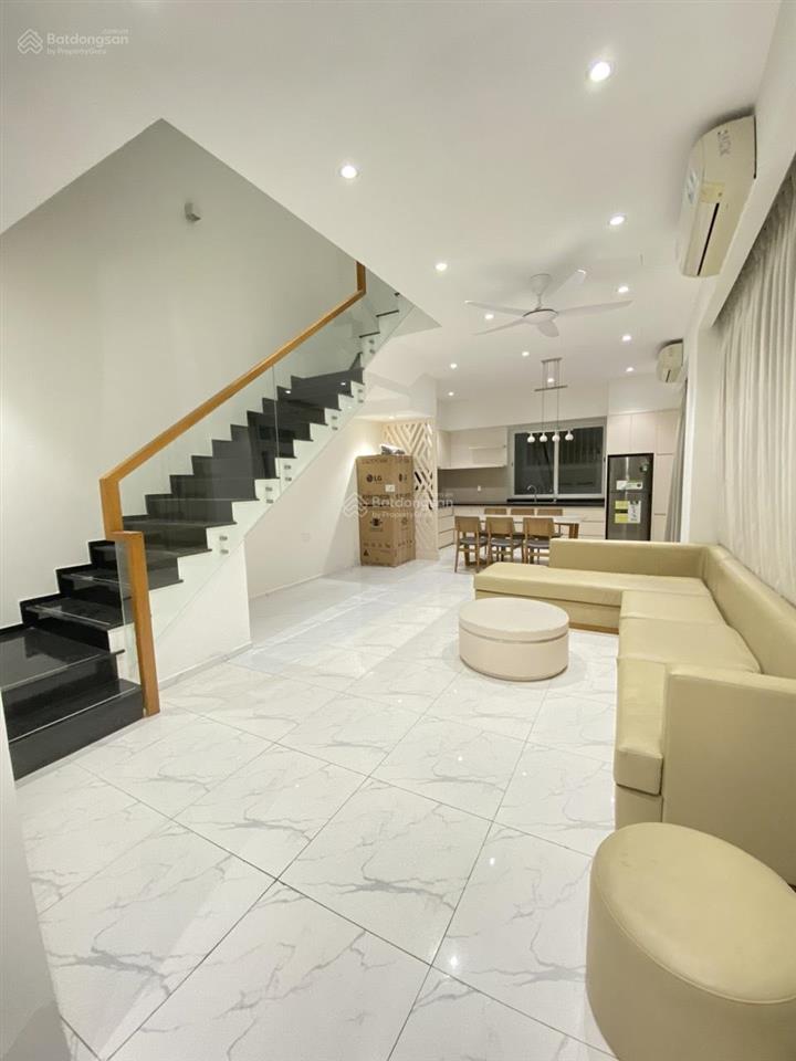Cho thuê nhà khu compound merita đường liên phường ngang 7m full nội thất
