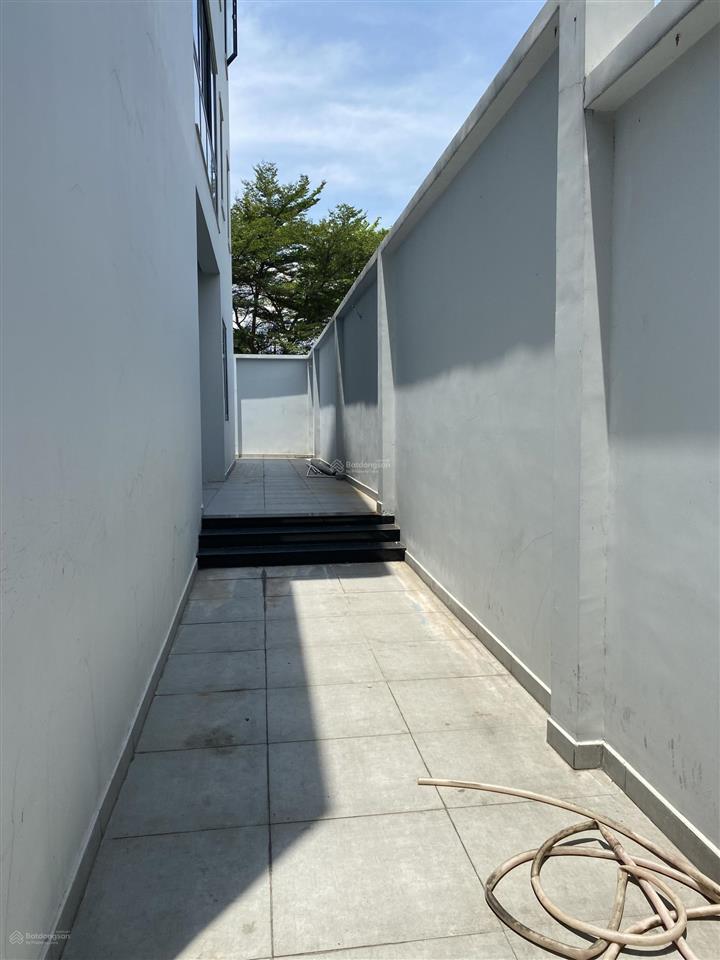 Cho thuê nhà kdc khang an gần đường liên phường 160m2 trệt 2 lầu sàn trống giá 22 tr/th