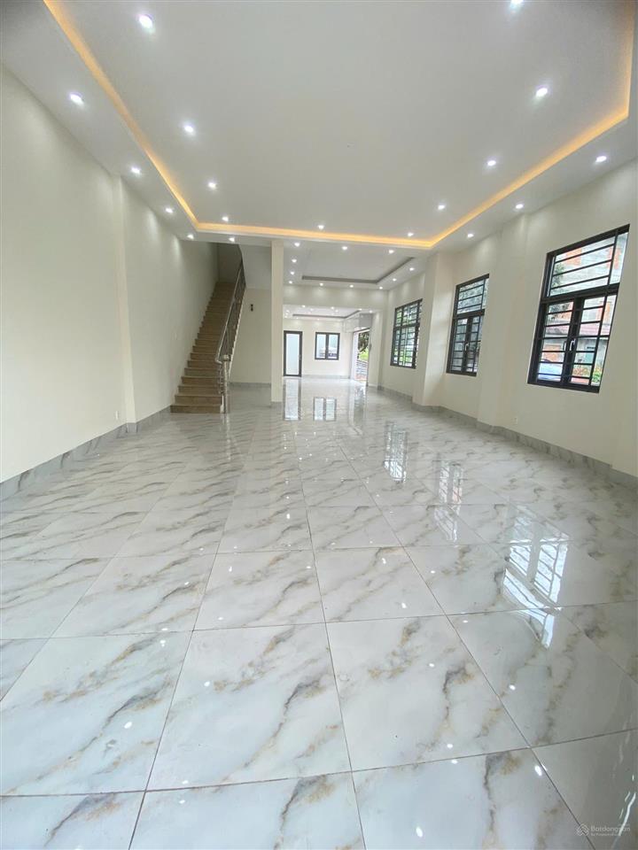 Cho thuê nhà làm văn phòng kdc khang an căn góc trệt suốt 3 lầu 25 triệu/th