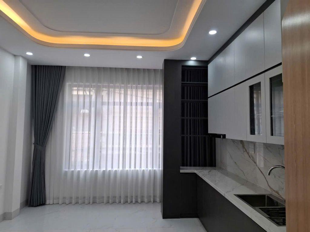 Hàng đẹp nóng hổi - Nhà 4.5 tầng, full nội thất, ô tô đỗ cửa tại Thanh Bình. Giá hơn 7 tỷ