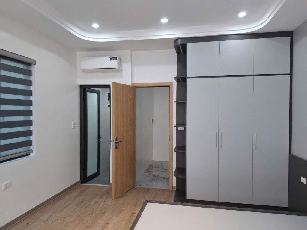 Hàng đẹp nóng hổi - Nhà 4.5 tầng, full nội thất, ô tô đỗ cửa tại Thanh Bình. Giá hơn 7 tỷ