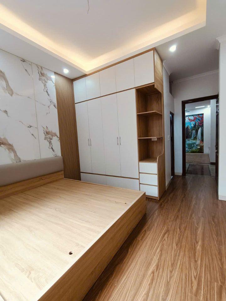 BÁN GẤP NÊN GIẢM 500TR CĂN GÓC 4 NGỦ 37M2 TẠI TỔ 9 MẬU LƯƠNG, KIẾN HƯNG