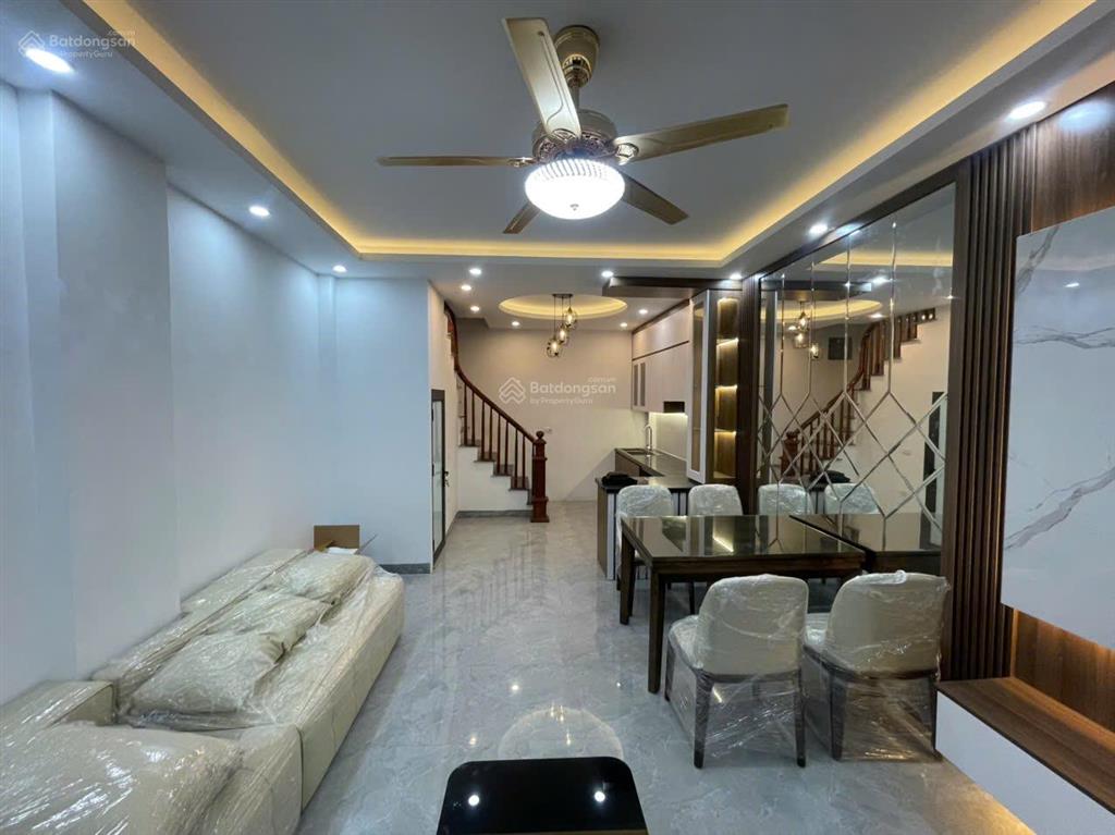 Nhà mới 36m2, nội thất đủ, ô tô vào nhà, chỉ hơn 4 tỷ tại phụng châu  chương mỹ