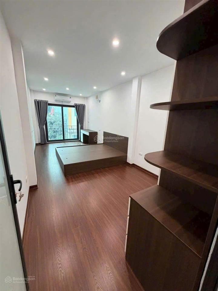 Cho thuê nguyên căn nhà mới tinh 5 tầng, 35m2 để kinh doanh và ở tại mặt ngõ 65 mậu lương