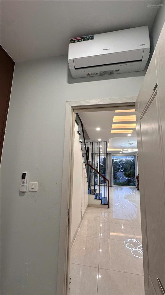 Cho thuê nhà biệt thự dragon village, 15 triệu, 160m2, q9, hcm  hàng hiếm!