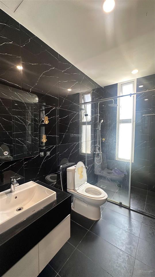 Cho thuê nhà biệt thự dragon village, 15 triệu, 160m2, q9, hcm  hàng hiếm!