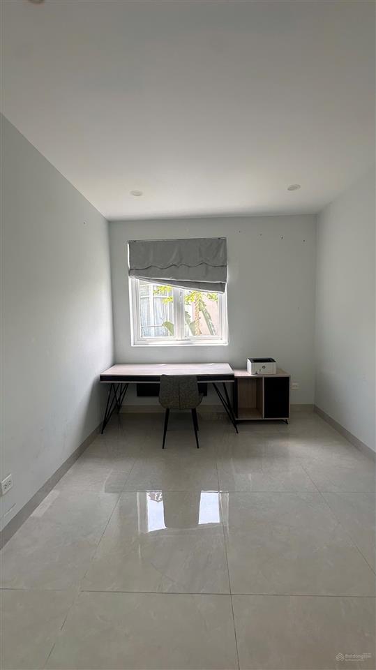 Cho thuê nhà biệt thự dragon village, 15 triệu, 160m2, q9, hcm  hàng hiếm!