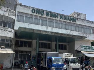 Bán lô đất mặt tiền chợ bình khánh . rất đẹp kinh doanh buôn bán thuận lợi