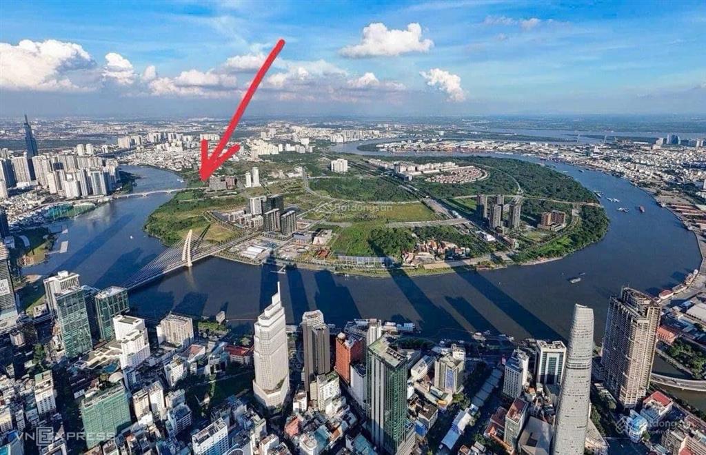Bán tòa nhà căn nhà dịch vụ vị trí đẹp khu kinh doanh rất hiệu quả mua sinh lời cao