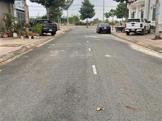 Hàng ngộp hạ giá còn 2 tỷ 5 lô 232m2 ngay khu d2d sát sb long thành