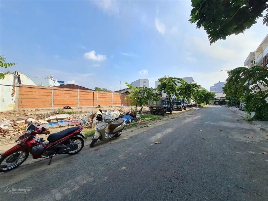 Vip nền 100m2 lê đình cẩn gần bệnh viện đa khoa bình tân