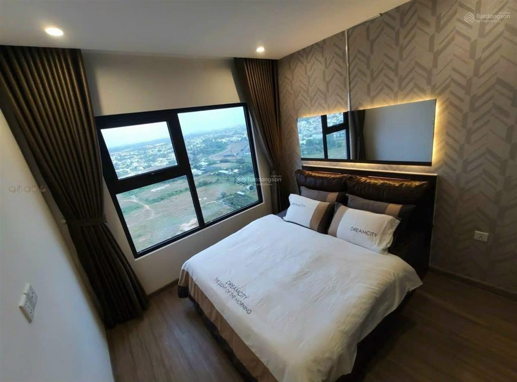 Đầu tư thông minh tại vinhomes grand park căn 2pn view đẹp giá 3 tỷ 2