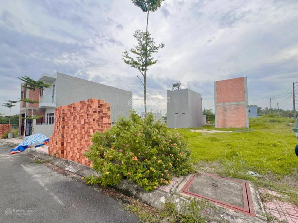 Đất ngộp tp trực thuộc trung ương 95m2 giá 1,8 tỷ đối diện bệnh viện quốc tế cách ql1a 500m