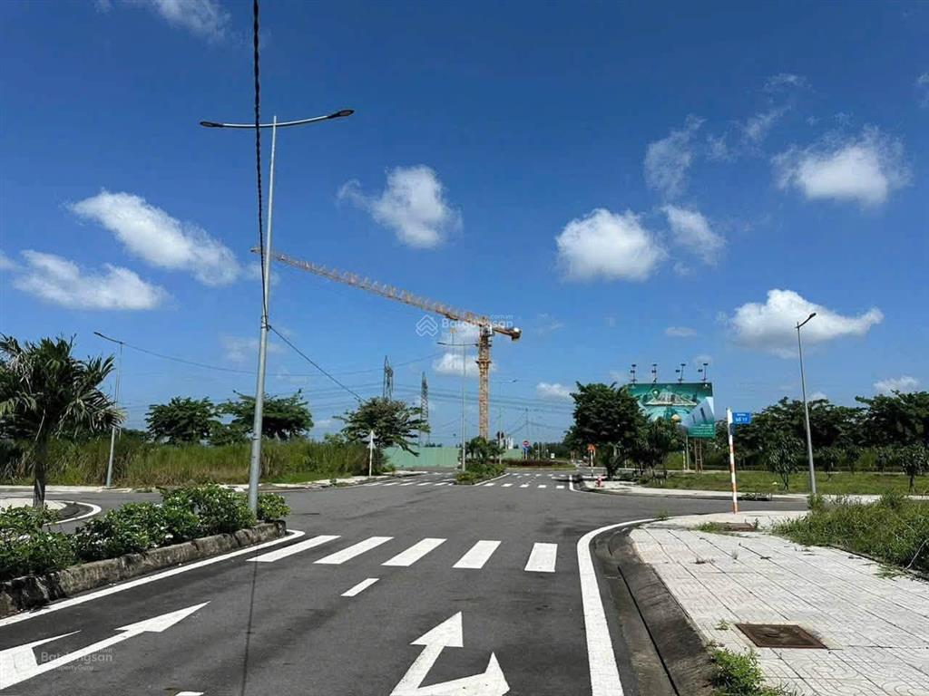 Giá chạm đáy ngay giữa lòng khu công nghiệp 80m2 giá còn 1 tỷ 650 cách bình chánh 1 bước chân