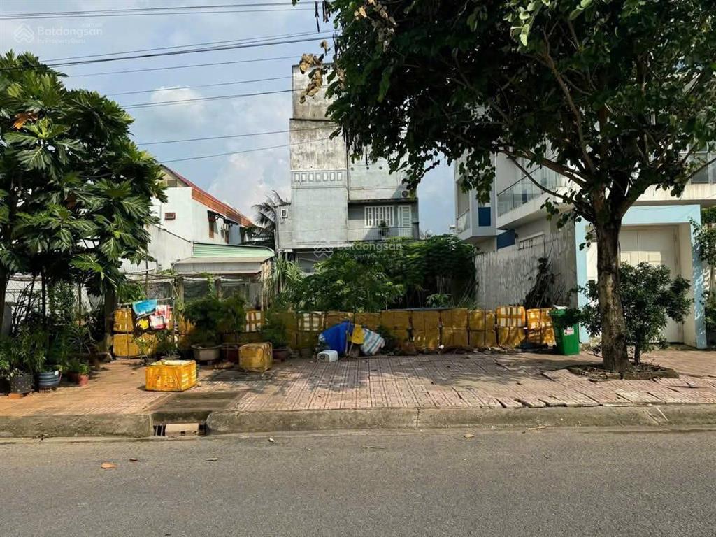 Bán đất sân bay long thành, mặt tiền đường bưng môn,đường lớn phong thủy tốt, 250m2 giá ngộp 2 tỷ 7