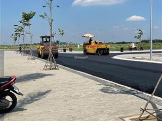Bán gấp 90m2 đường tỉnh lộ 10  ngay kcn lê minh xuân  sổ sẳn  giá 23tr/m2