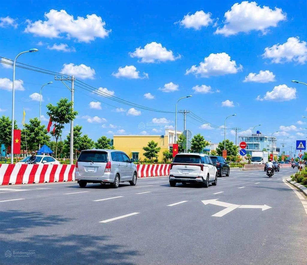 Đừng đợi khi giá tăng mới đi tìm đất! 108m2 đường lê khả phiêu  ngay chợ bình chánh chỉ 3 tỷ 350