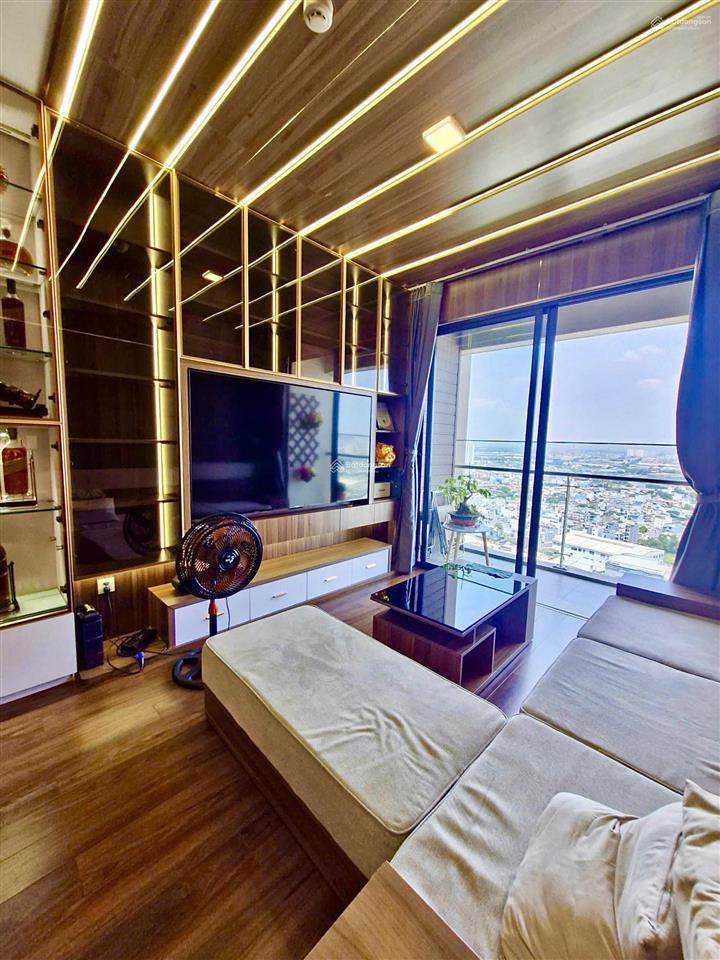 Do áp lực lãi vay ngân hàng  chủ cần ra gấp căn hộ 2pn 56m2, giá 3tỷ1, cách kdc tên lửa 3p