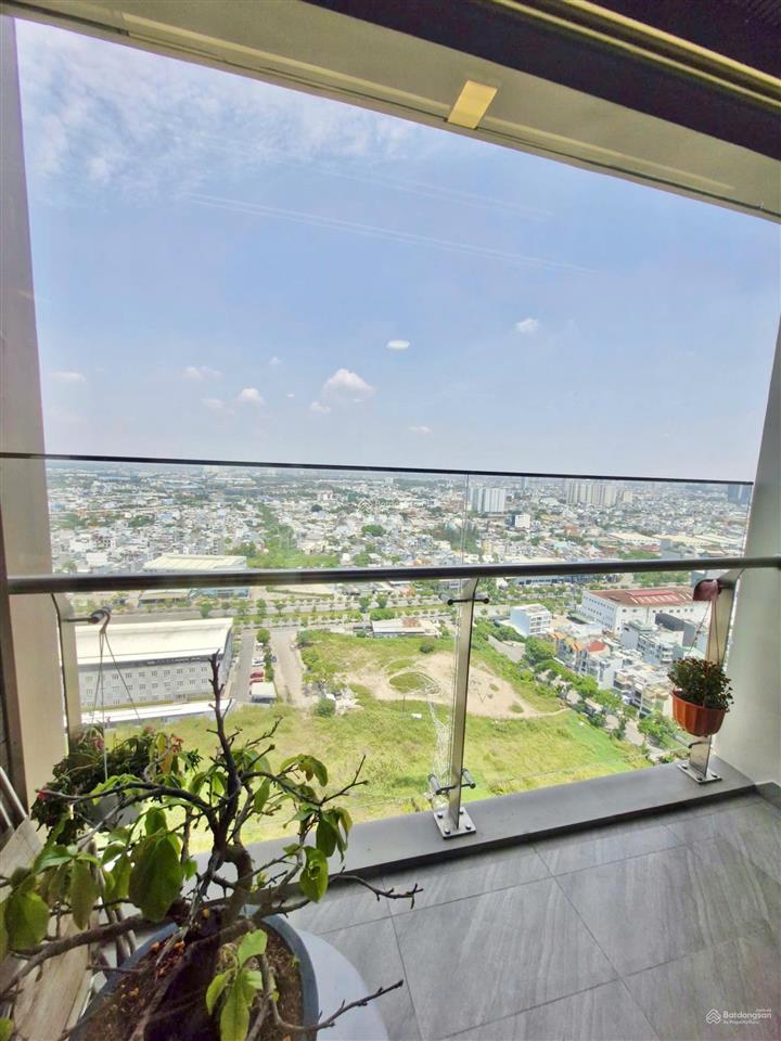 Do áp lực lãi vay ngân hàng  chủ cần ra gấp căn hộ 2pn 56m2, giá 3tỷ1, cách kdc tên lửa 3p