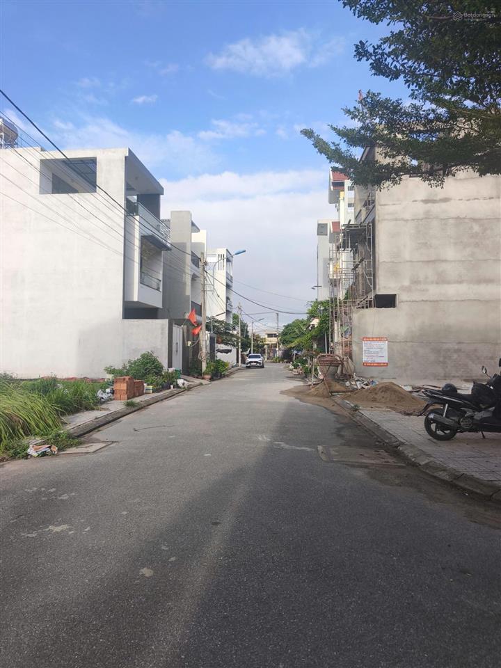 Bán gấp đất nền 109m2 đường võ văn vân sổ hồng riêng chỉ 3 tỷ 350 ngay kcn vĩnh lộc