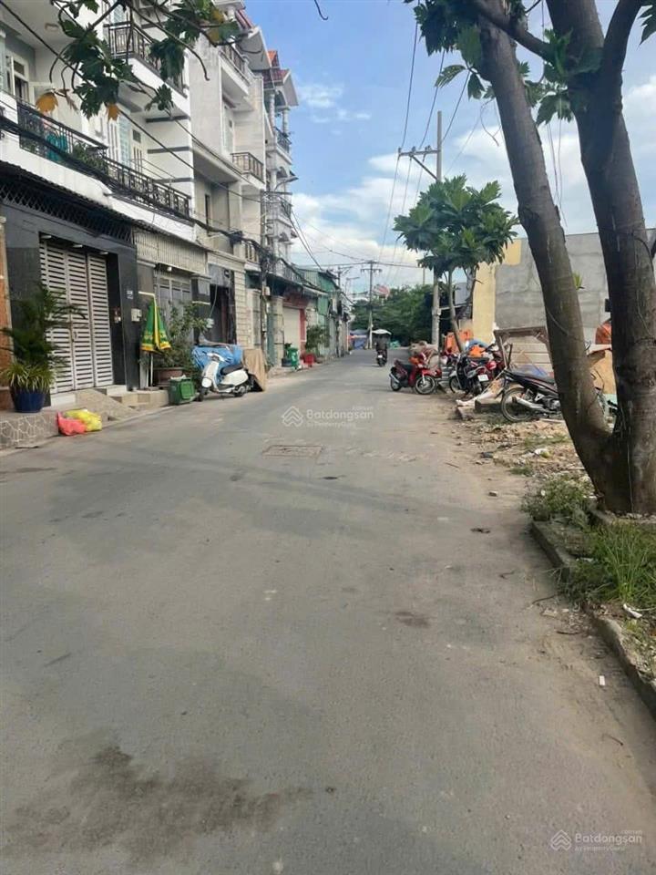 Hàng hiếm tầm 3 tỷ 95m2 lê đình cẩn gần kcn tân tạo  mua ở hay đầu tư đều hợp