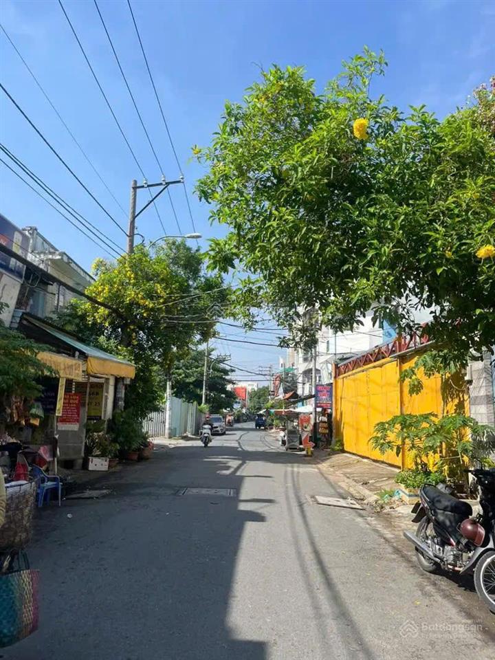 Kẹt tiền bán gấp nền bông văn dĩa 83m2  ngay bv nhi đồng thành phố  chỉ 2 tỷ 6 thương lượng