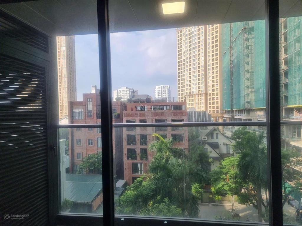 Chính chủ cho thuê căn hộ 3pn chưa qua sử dụng 118m2 tại 266 võ chí công endless skyline west lake