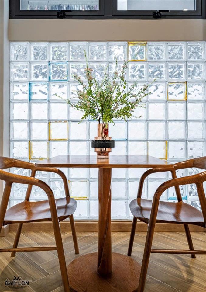 Siêu phẩm căn hộ dịch vụ, cc mini mới khai trương, tone gỗ trầm ấm ngay trung tâm q1