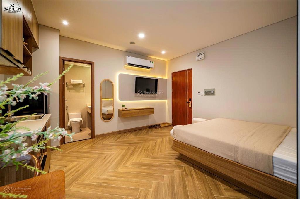 Siêu phẩm căn hộ dịch vụ, cc mini mới khai trương, tone gỗ trầm ấm ngay trung tâm q1