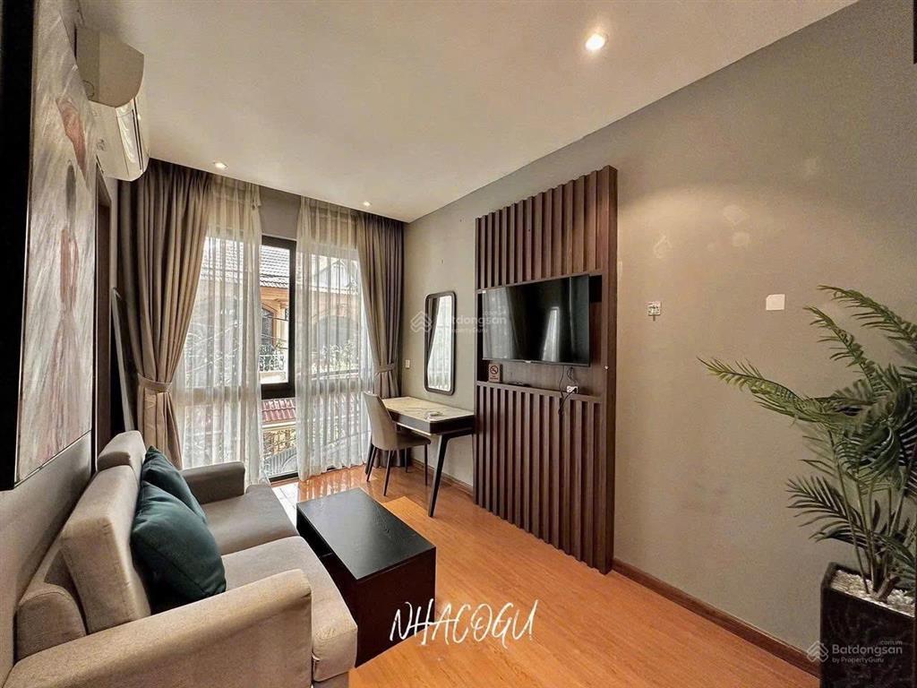 Cho thuê căn hộ dịch vụ cc mini 40m2, 8 triệu tại thạch thị thanh, tân định, q1, hcm