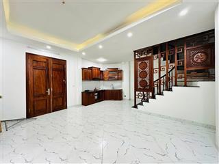 Bán nhà hoàng hoa thám, căn góc mới koong, ngõ thông tứ tung, bagac đỗ cửa, dân xây 45m*5t, ở ngay